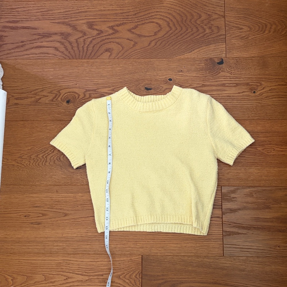 Yellow Short Sleeve Knit Sweater